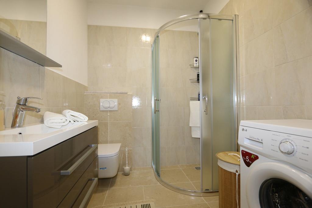 Apartments Roberta Šilo Zewnętrze zdjęcie